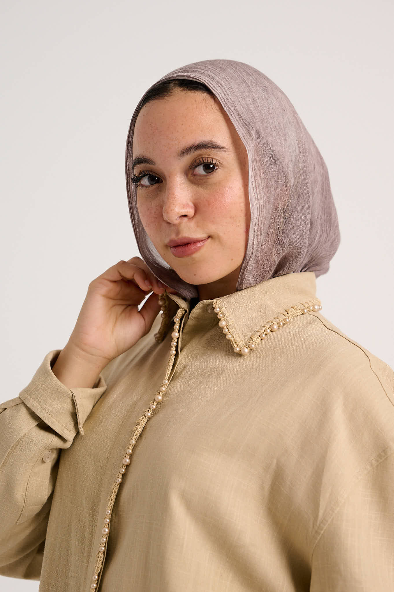 Pearly linen (Beige)