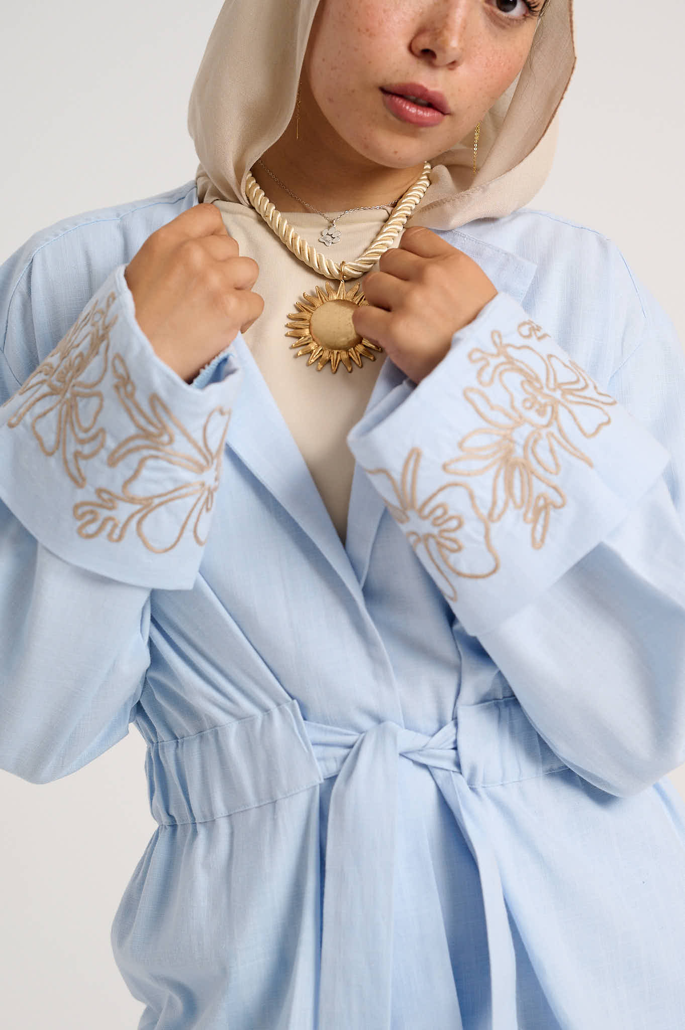 Floral Embroidered Linen Set (Powder Sky)